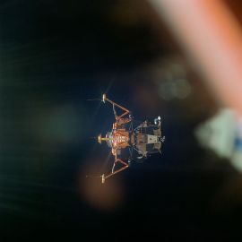 apollo 11 eagle separation