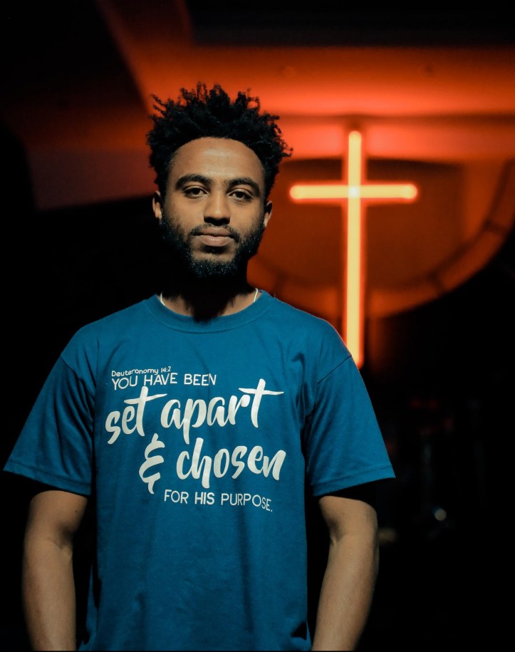 photo-1542296153-d2d387514d97